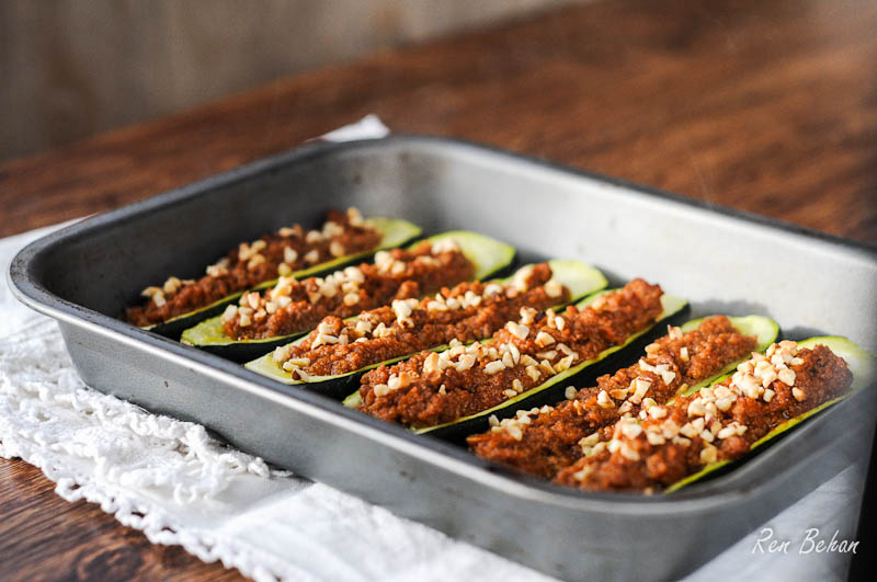 Courgette or Zucchini Boats with Bolognese Sauce {Paleo Friendly}