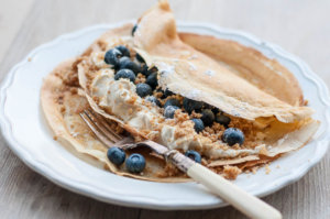 Bluberry and Vanilla CheeseCake Pancakes-