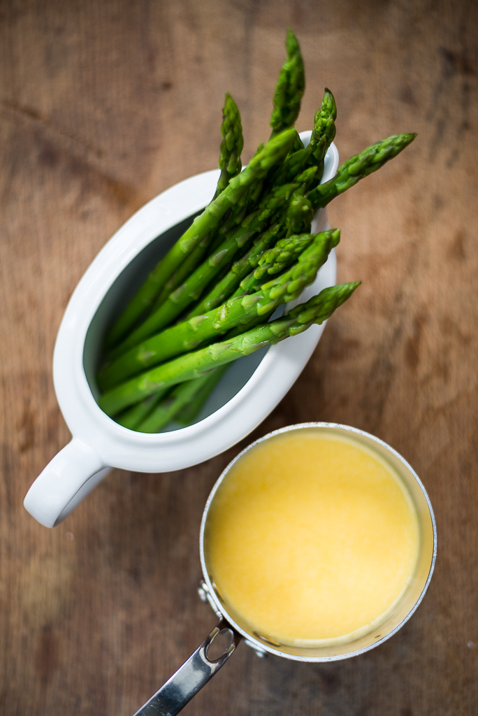 Two-Minute Power Blender Hollandaise (with asparagus)